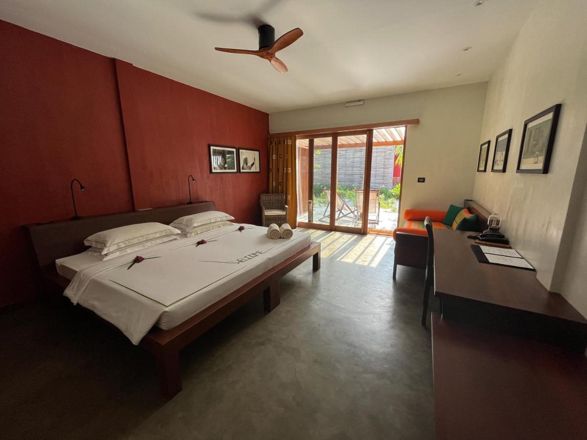 The Barefoot Eco Hotel Hanimaadhoo Island Esterno foto