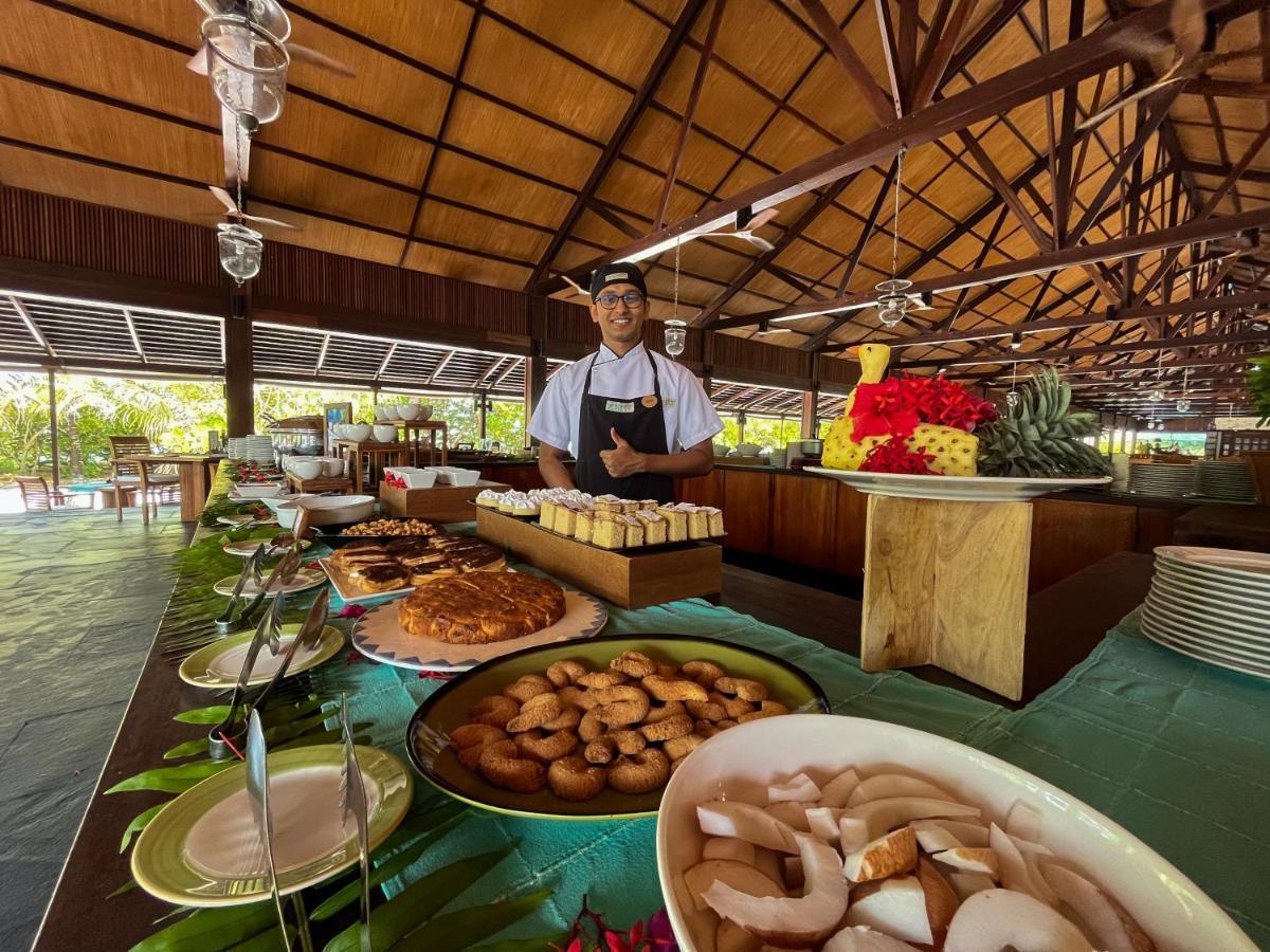 The Barefoot Eco Hotel Hanimaadhoo Island Esterno foto