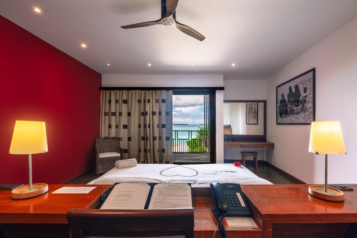 The Barefoot Eco Hotel Hanimaadhoo Island Esterno foto