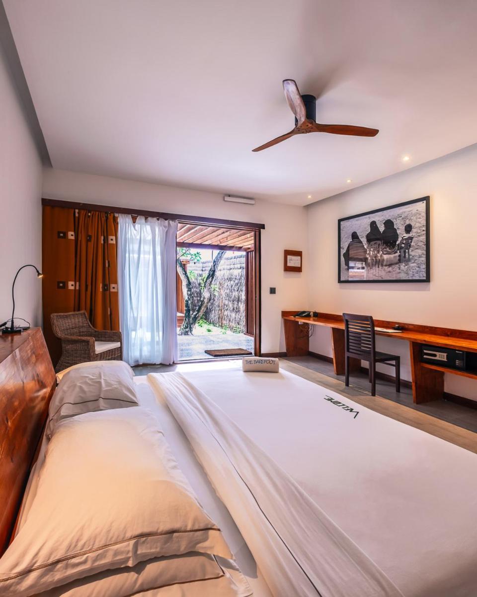 The Barefoot Eco Hotel Hanimaadhoo Island Esterno foto